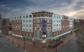 Hampton Inn Portland Downtown Waterfront